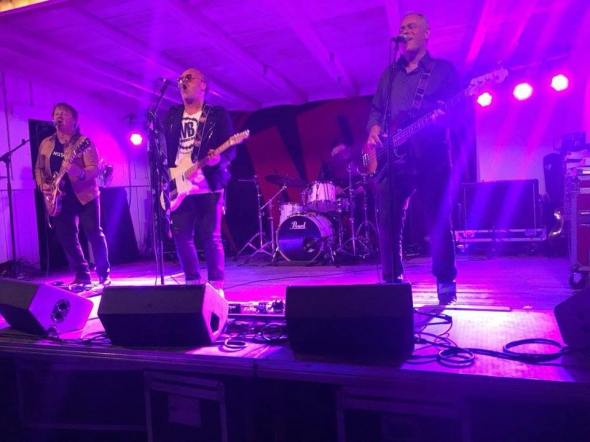 30715265_1804763242920942_494754879307251712_n